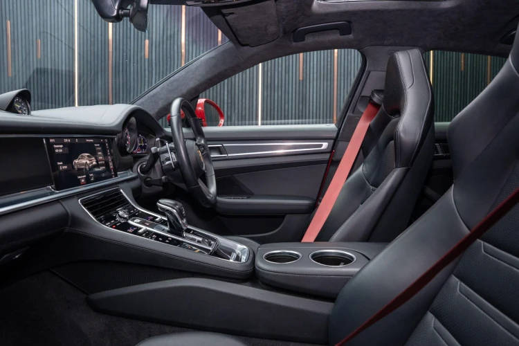 Vehicle Image 45