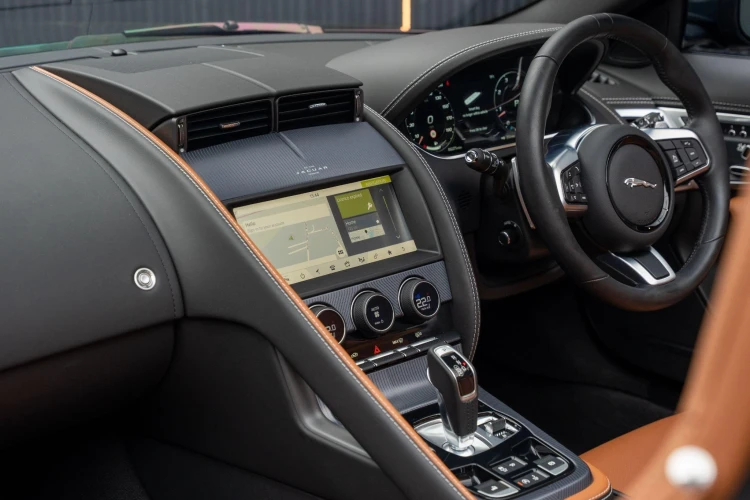 Vehicle Image 35