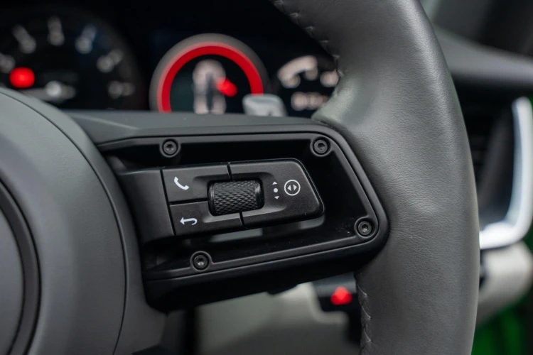 Vehicle Image 20