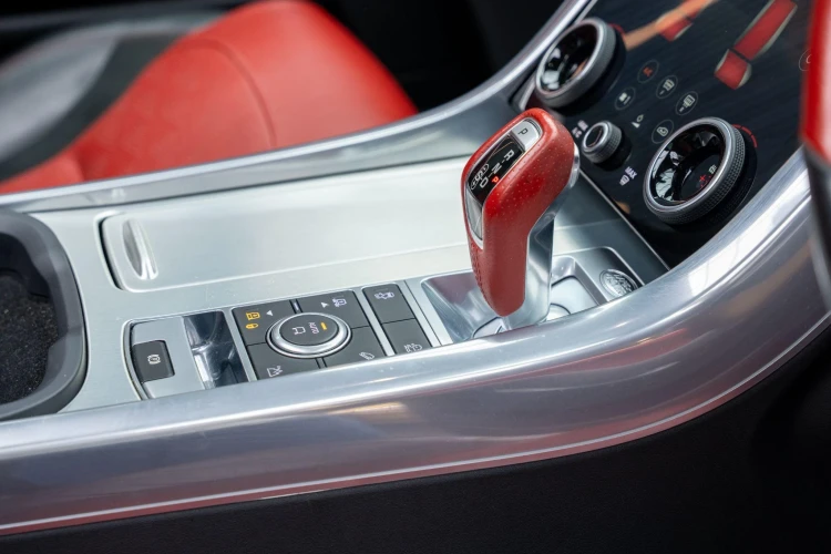 Vehicle Image 30