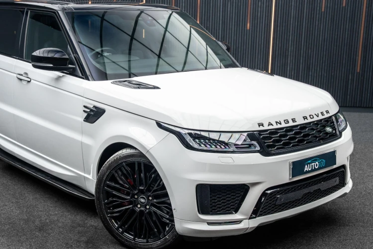Vehicle Image 9