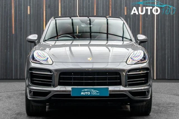 Vehicle Image 11