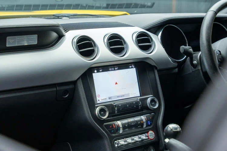 Vehicle Image 36