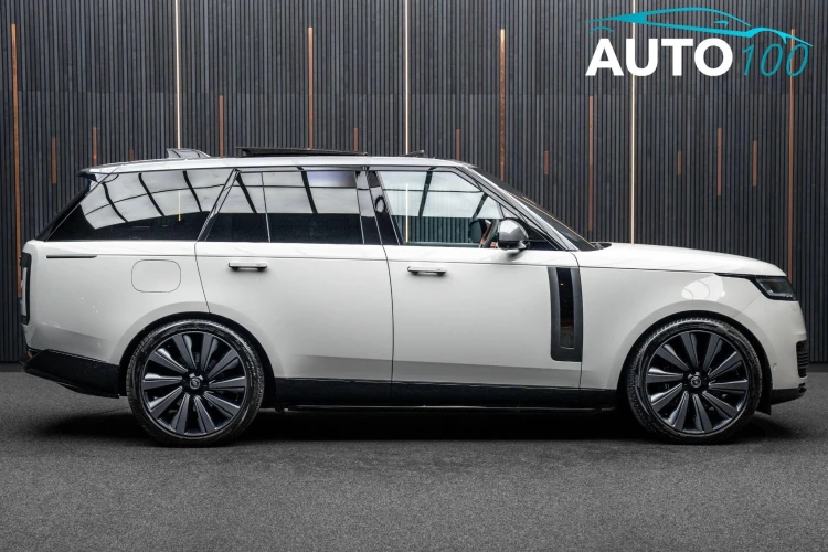 Vehicle Image 11