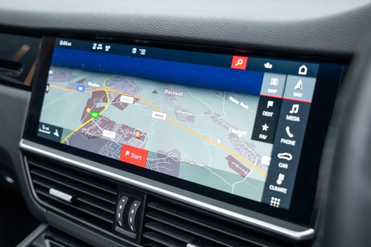 Vehicle Image 8