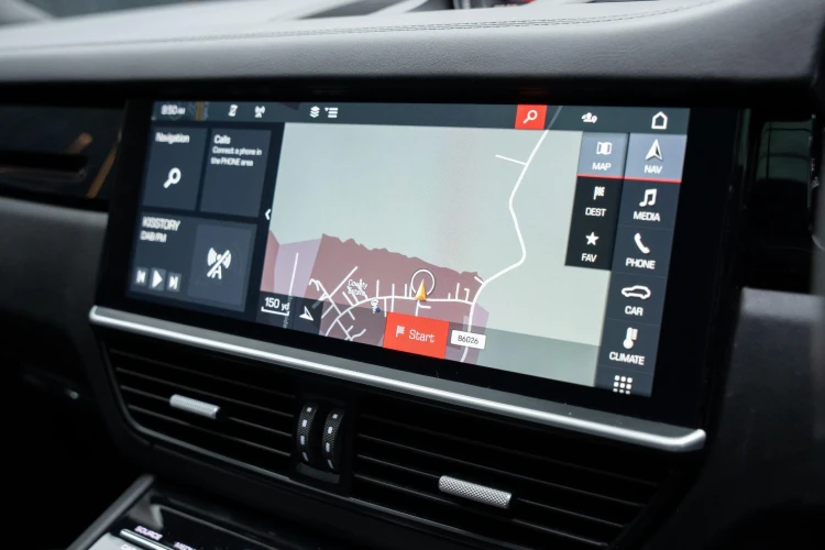Vehicle Image 10