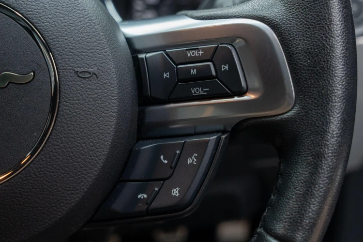 Vehicle Image 30