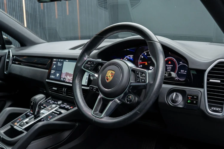 Vehicle Image 36