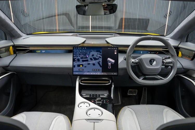 Vehicle Image 36