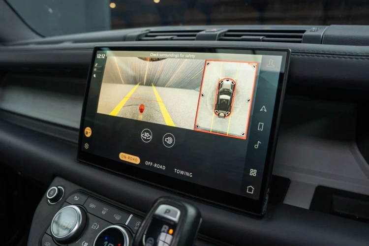 Vehicle Image 8
