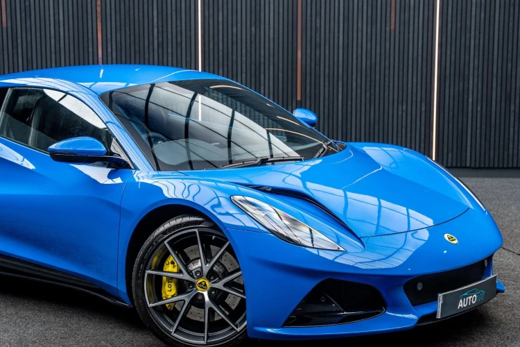 Vehicle Image 7