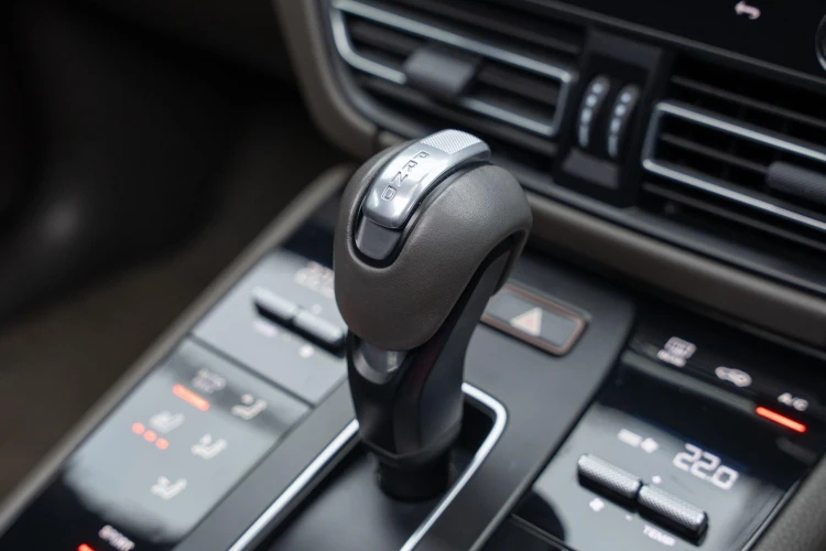 Vehicle Image 20