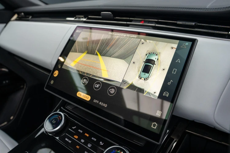 Vehicle Image 8