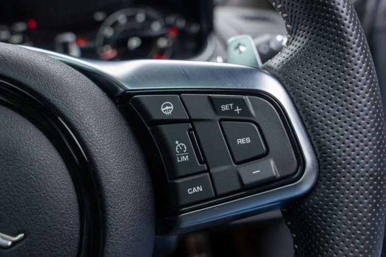 Vehicle Image 41
