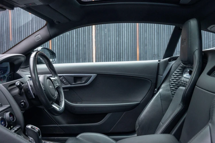 Vehicle Image 30