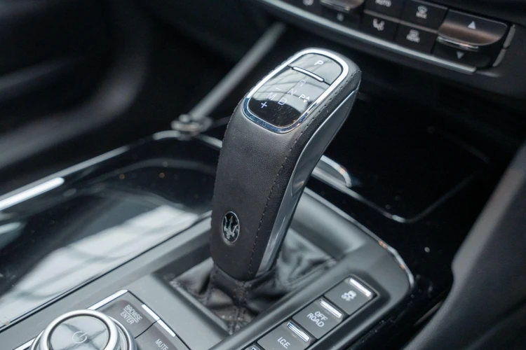 Vehicle Image 22
