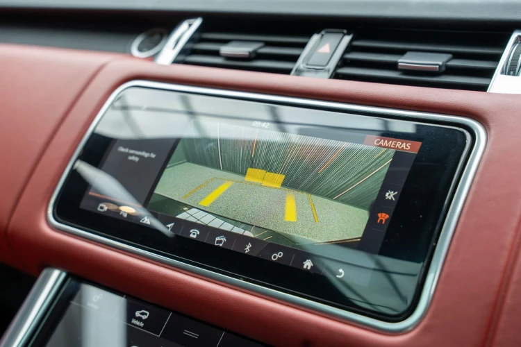 Vehicle Image 8