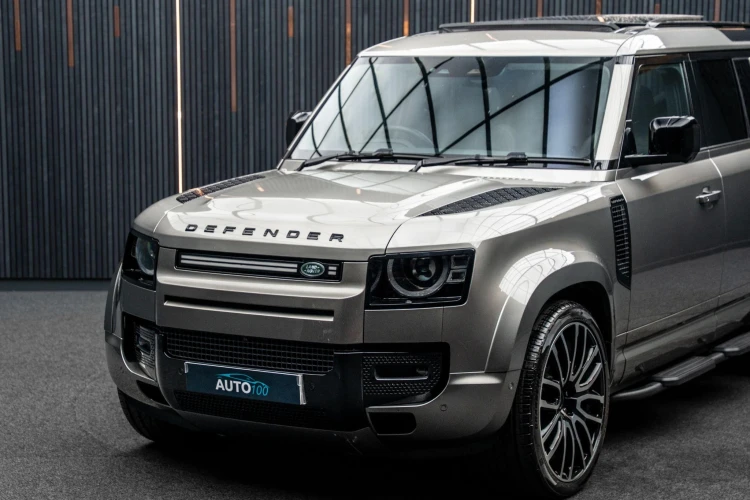 Vehicle Image 5