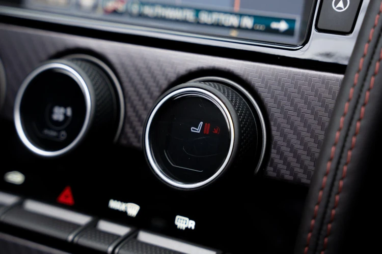 Vehicle Image 20