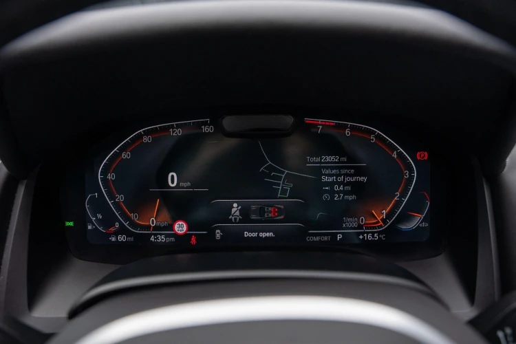 Vehicle Image 46