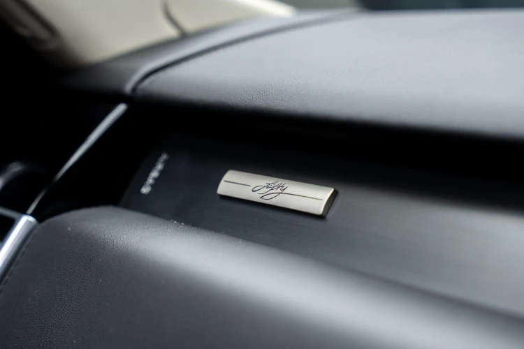 Vehicle Image 30
