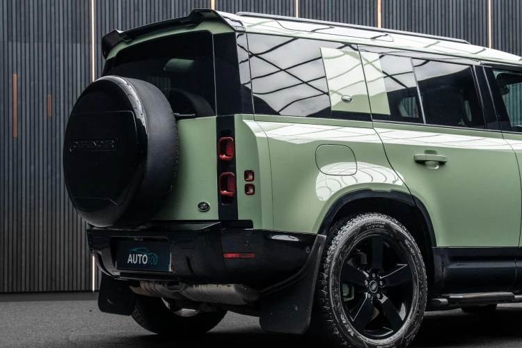 Vehicle Image 21