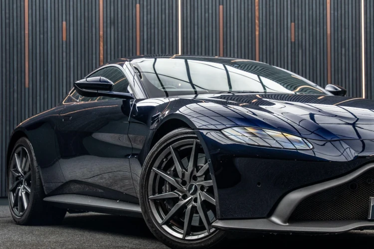 Vehicle Image 7