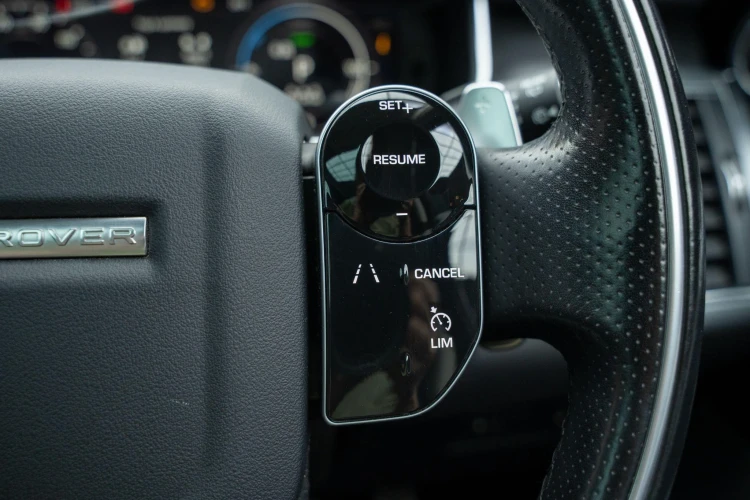 Vehicle Image 30