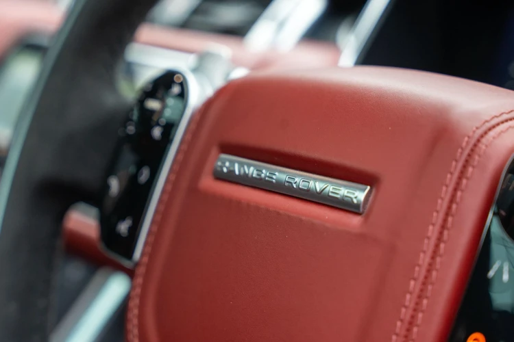 Vehicle Image 30