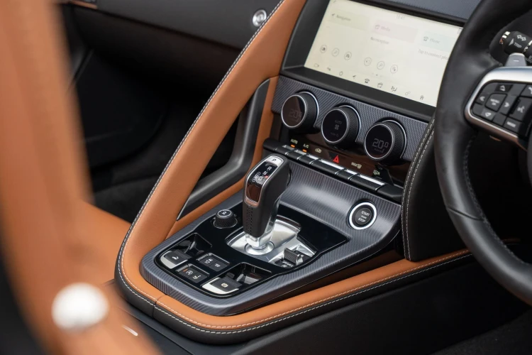 Vehicle Image 37