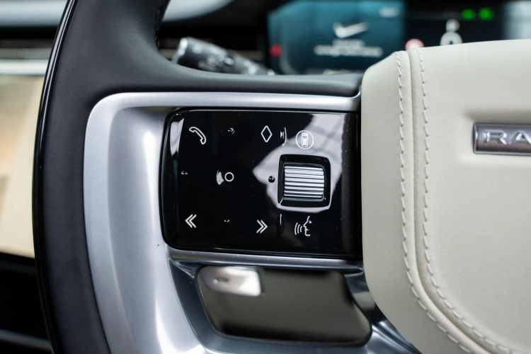 Vehicle Image 30