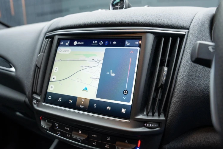 Vehicle Image 10