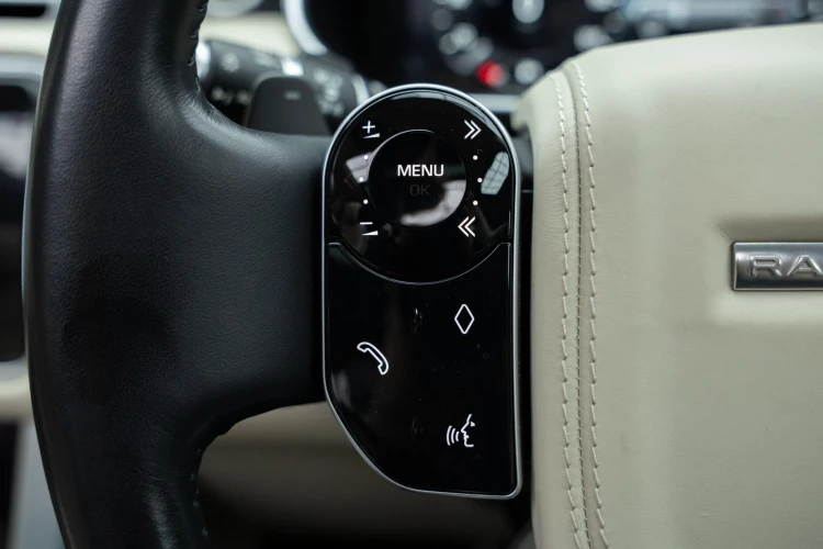 Vehicle Image 24