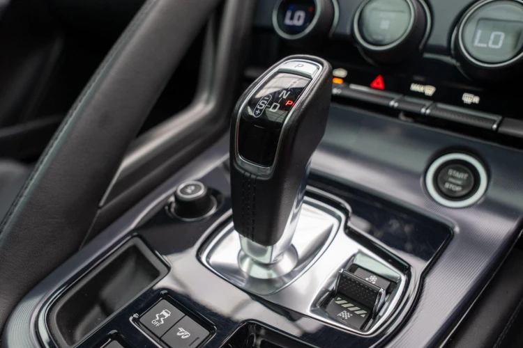 Vehicle Image 21