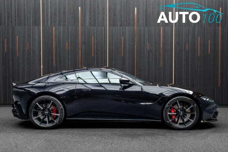 Vehicle Image 9