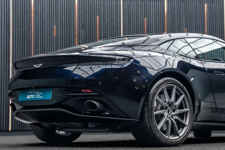 Vehicle Image 20