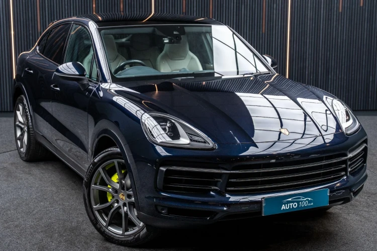 Vehicle Image 12