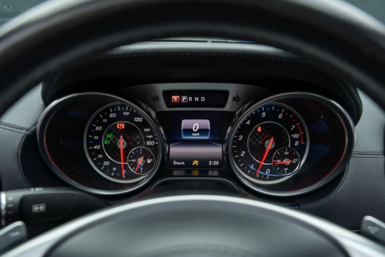 Vehicle Image 35