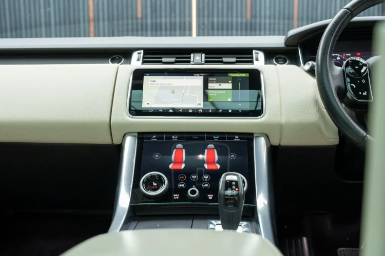Vehicle Image 36