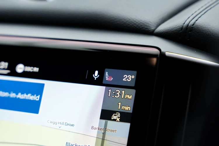 Vehicle Image 12