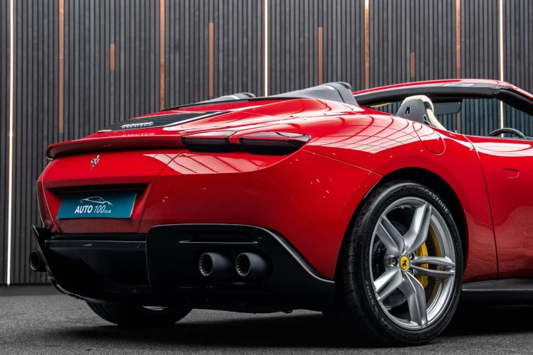 Vehicle Image 35