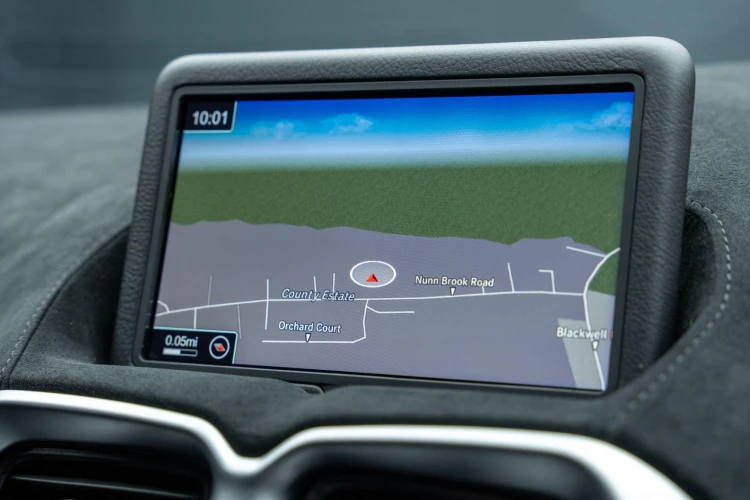 Vehicle Image 8