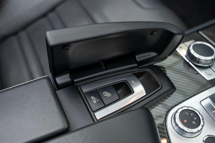 Vehicle Image 36