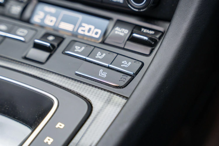 Vehicle Image 35