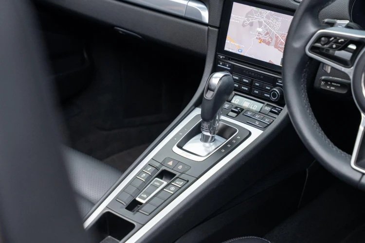 Vehicle Image 18