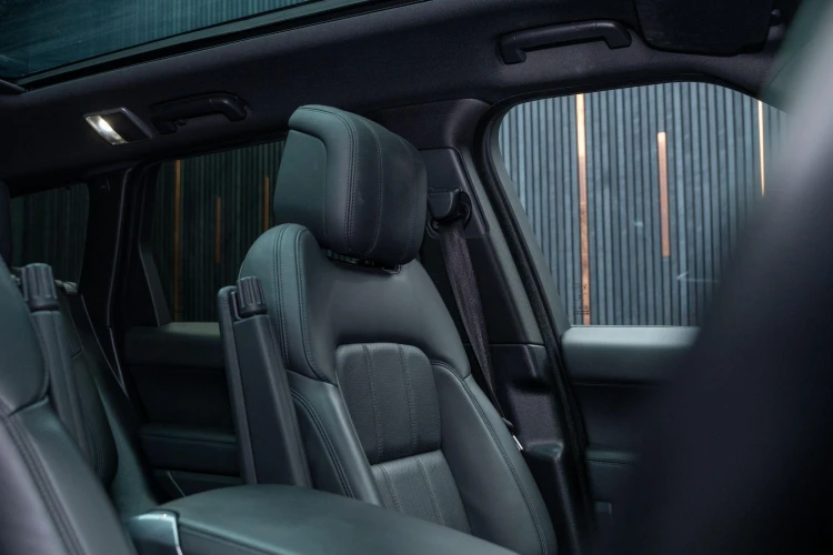 Vehicle Image 36