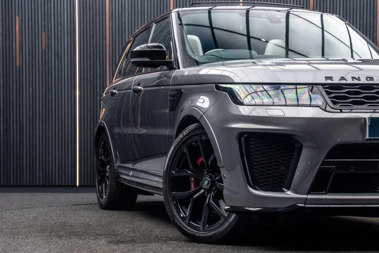 Vehicle Image 9