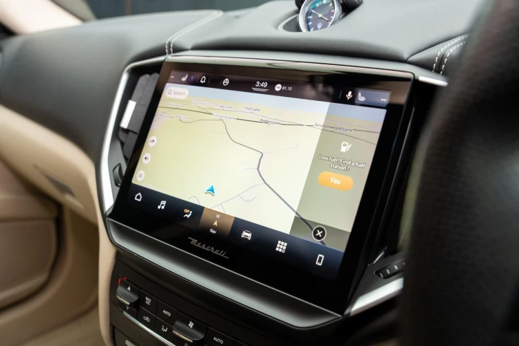 Vehicle Image 8