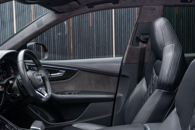 Vehicle Image 50