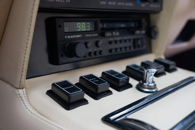 Vehicle Image 31